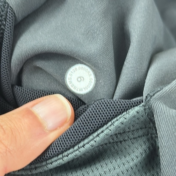 Lululemon Esker Short *lululemon lab Graphite Grey - Picture 5 of 6